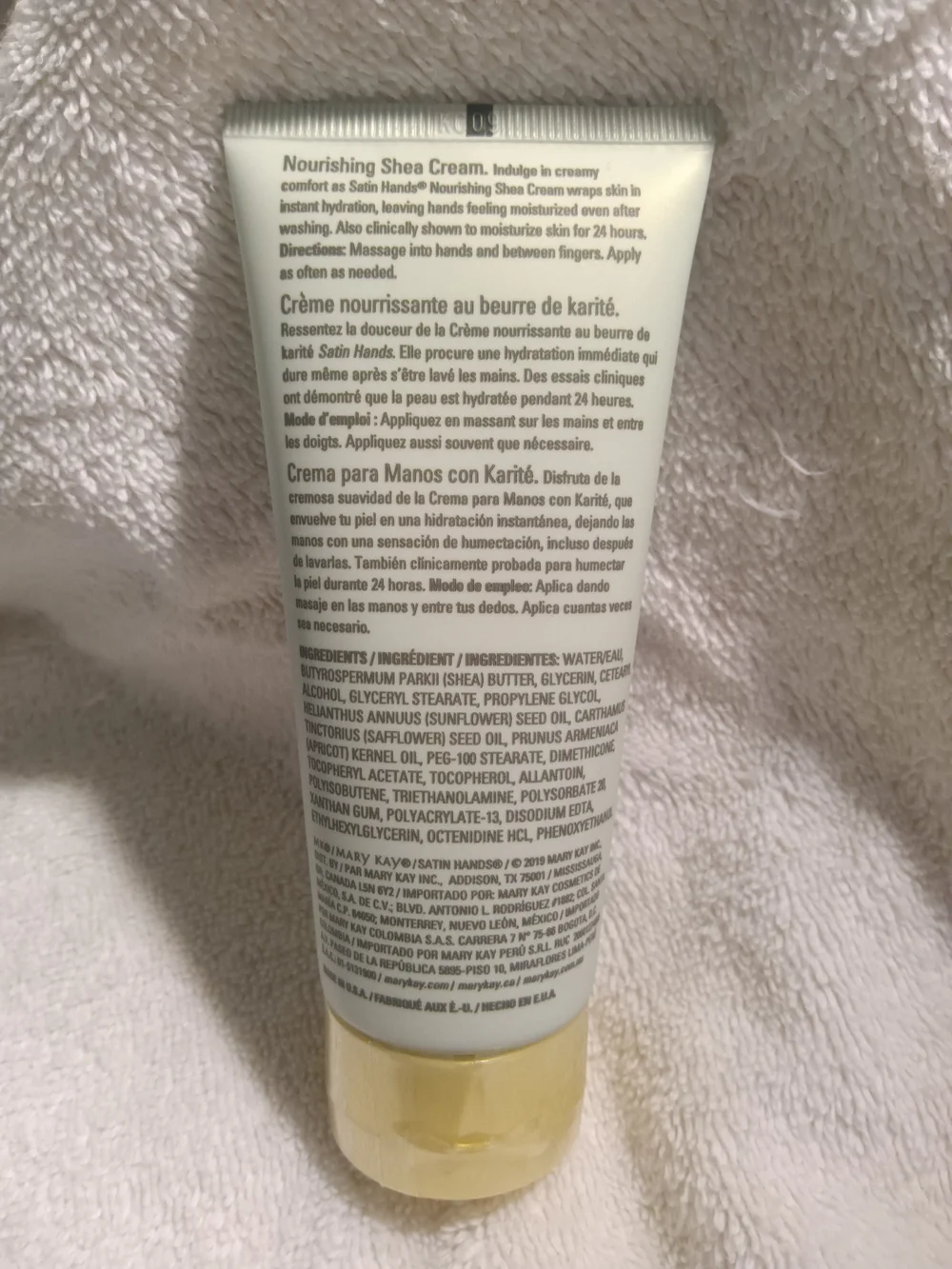 Mary Kay Satin Hands Nourishing Shea Cream - White & Light Aqua